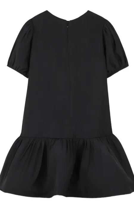 Рокля с акцент камъчета