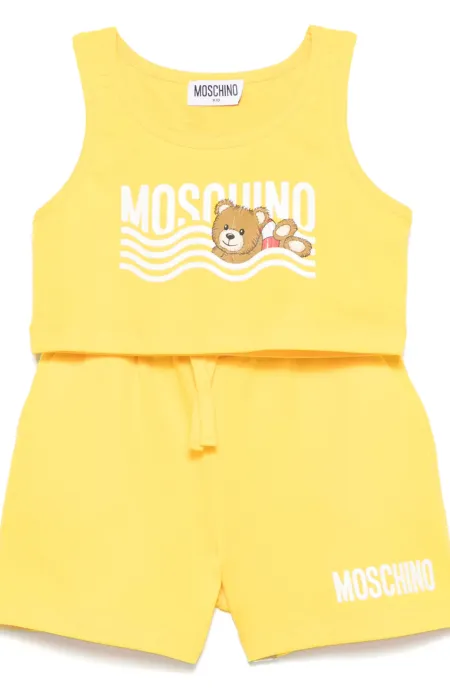 Комплект от две части 